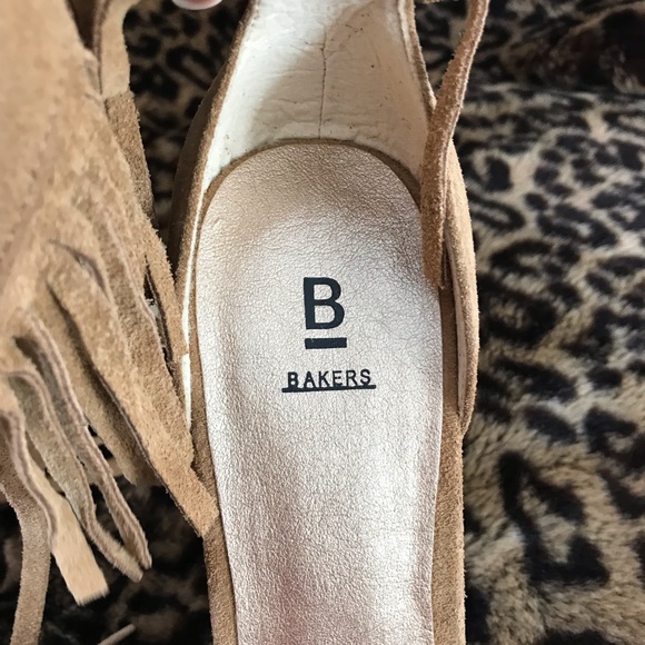Bakers leather/suede fringe Montana heels-run big! - Picture 5 of 8